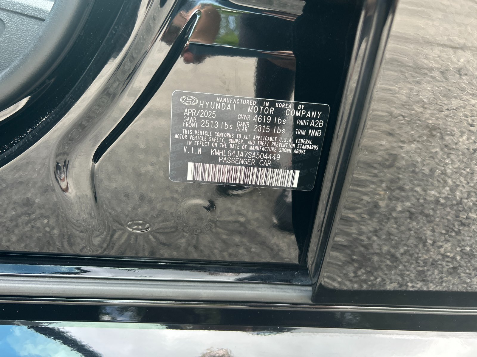 Used 2025 Abyss Black Hyundai SEL image 33