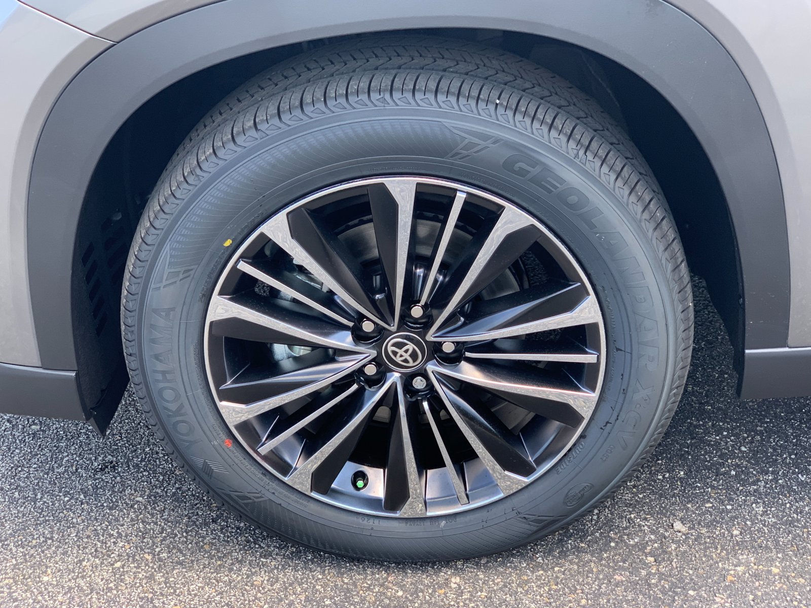 New 2026 Heavy Metal Toyota Hybrid MAX Platinum image 31