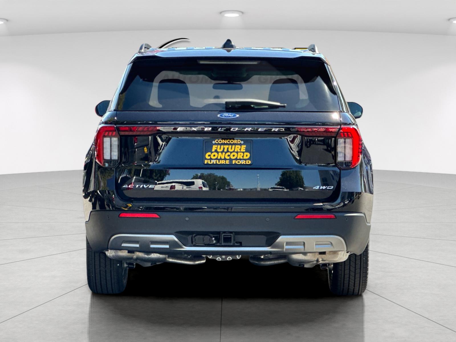 New 2026 Agate Black Metallic Ford Active image 4