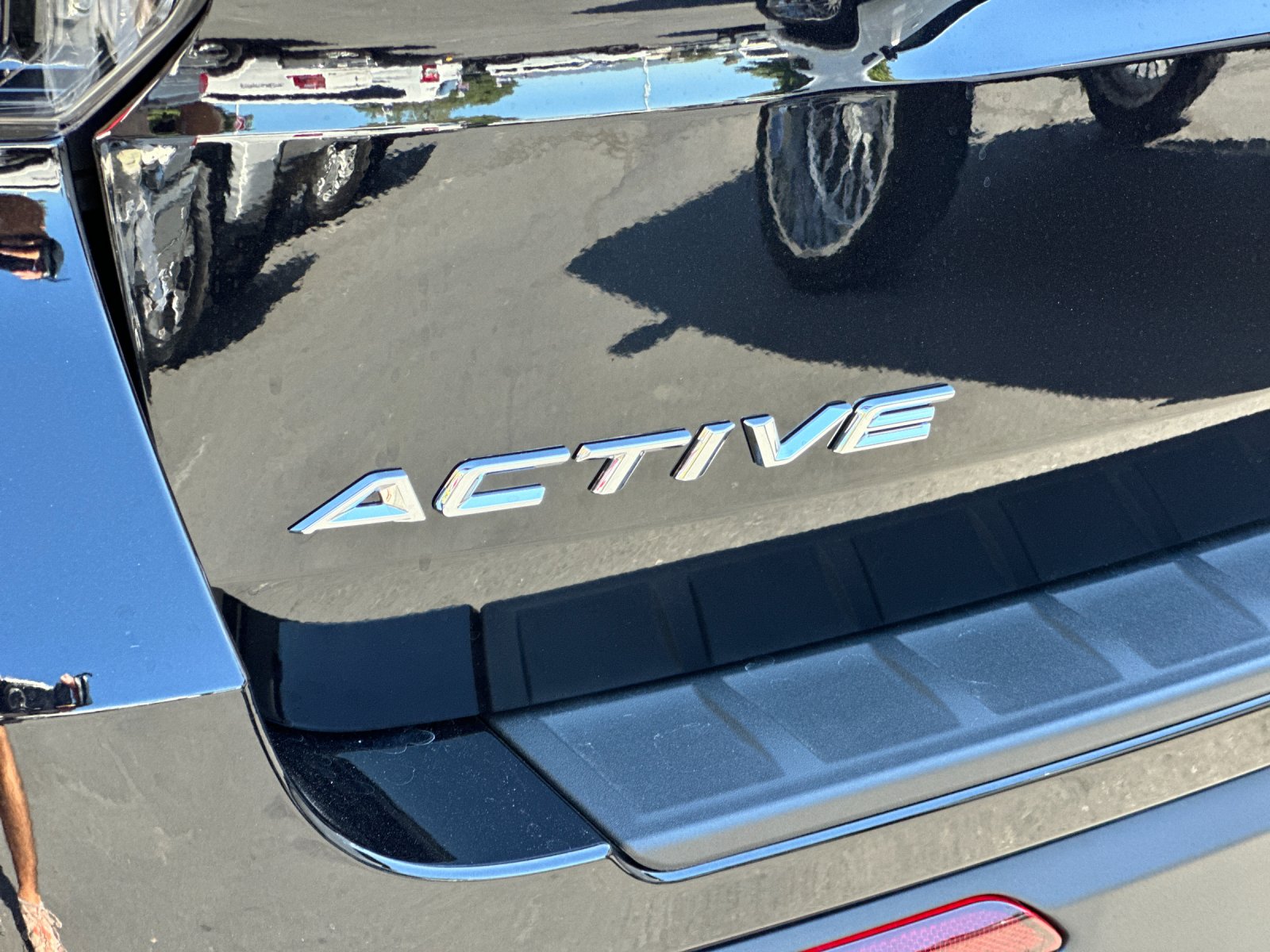 New 2026 Agate Black Metallic Ford Active image 26