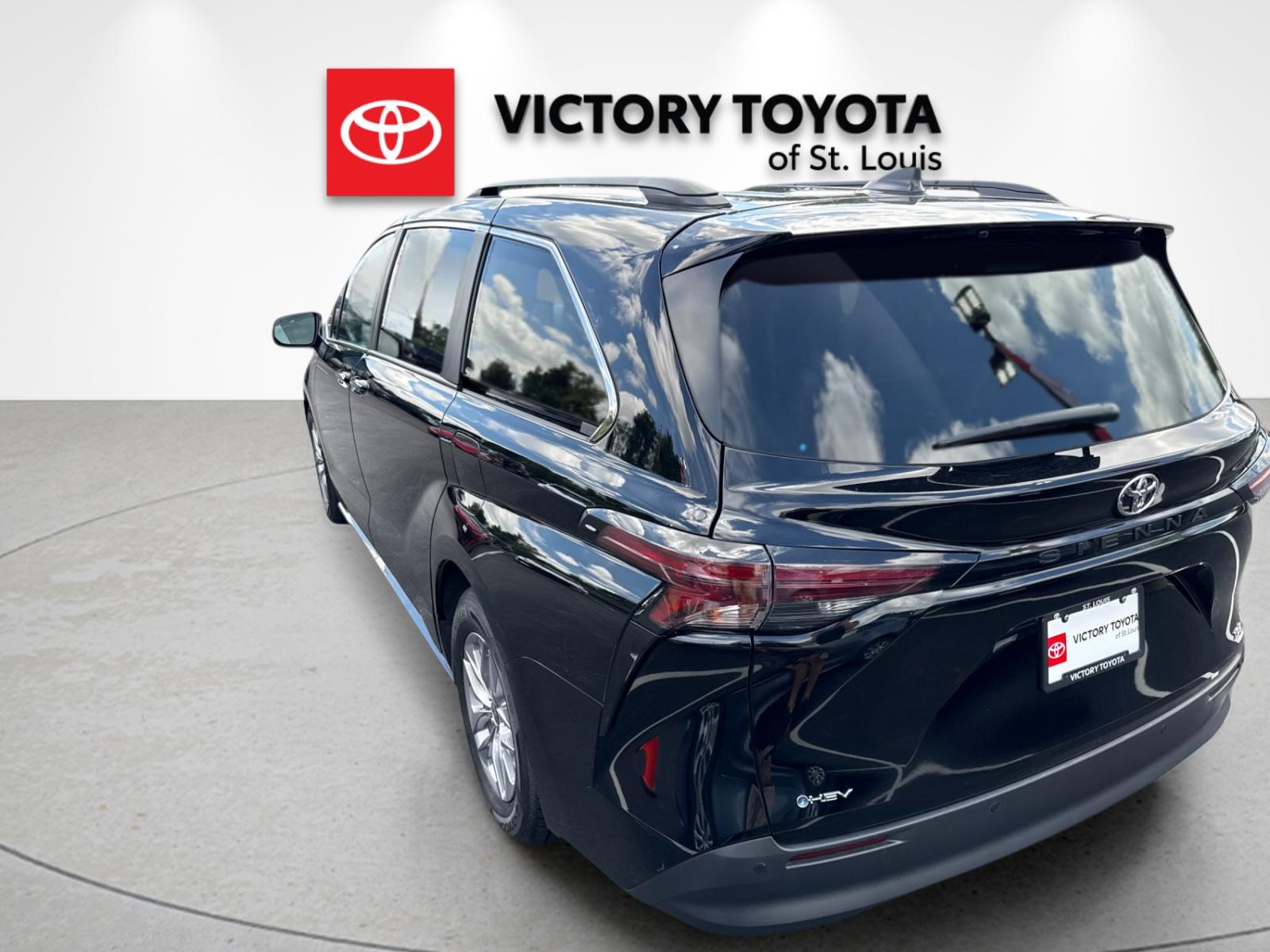 Used 2026 Black Toyota XLE image 5