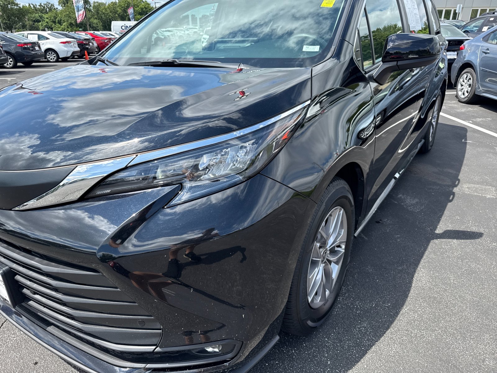 Used 2026 Black Toyota XLE image 27