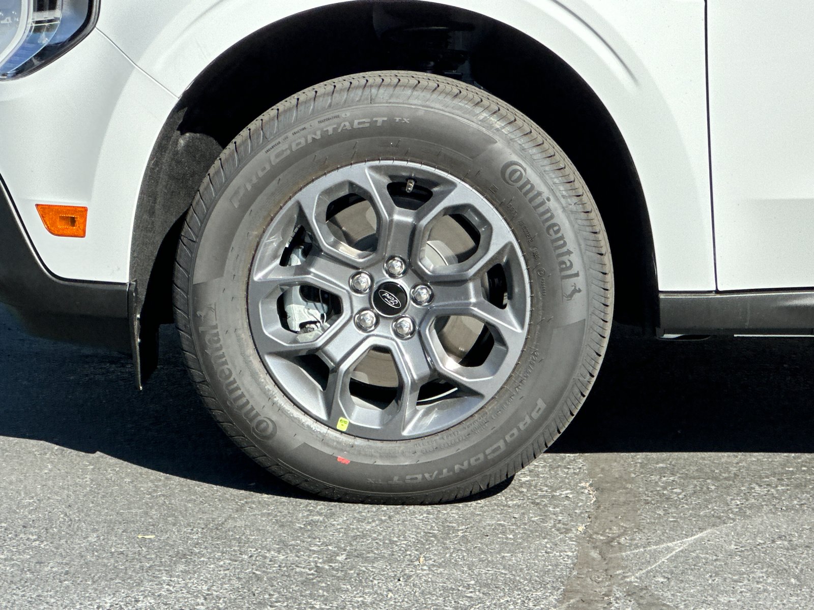 New 2026 Oxford White Ford XLT image 23