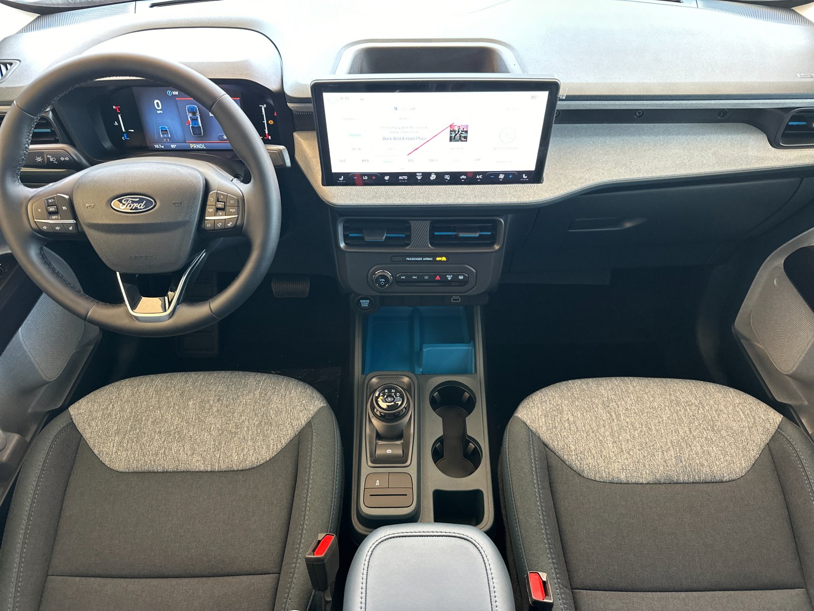 New 2026 Oxford White Ford XLT image 12