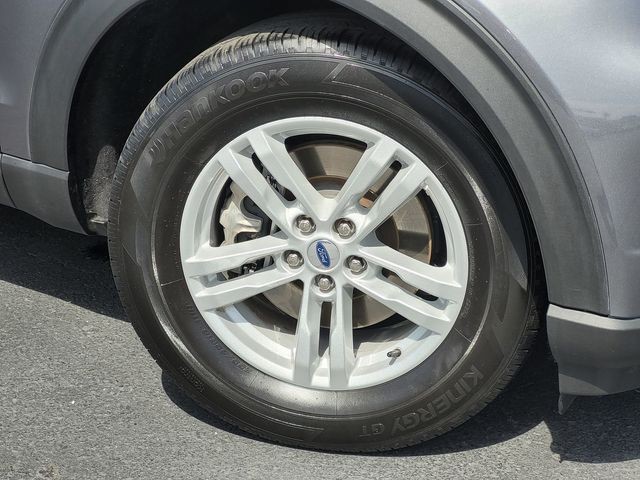 Used 2023 Gray Ford XLT image 10