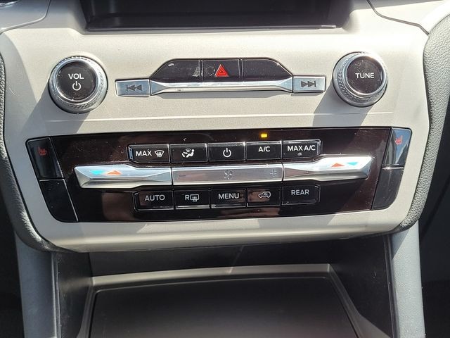 Used 2023 Gray Ford XLT image 24