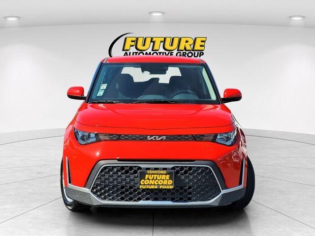Used 2025 Red Kia LX image 4