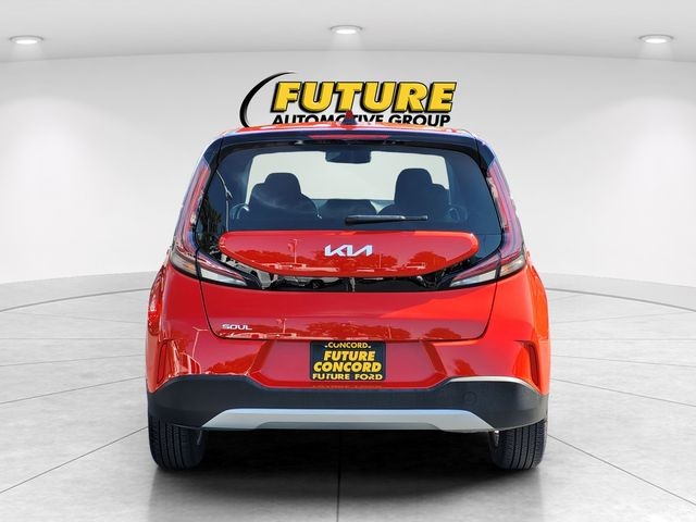 Used 2025 Red Kia LX image 5
