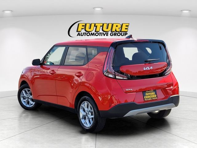 Used 2025 Red Kia LX image 6