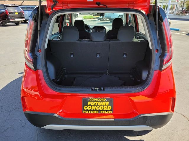 Used 2025 Red Kia LX image 18