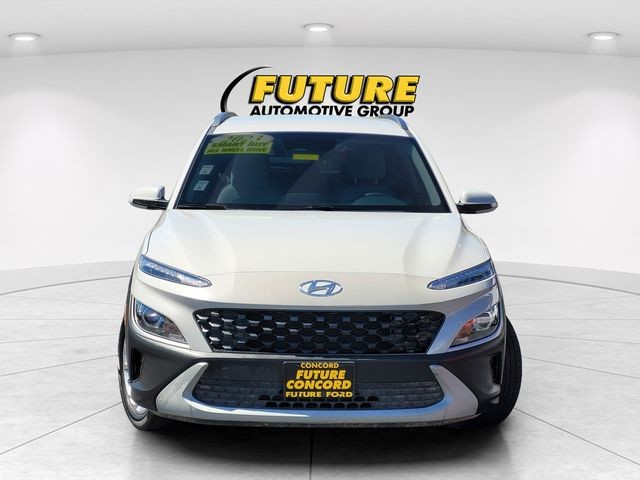 Used 2023 Silver Hyundai SEL image 4