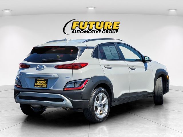 Used 2023 Silver Hyundai SEL image 7