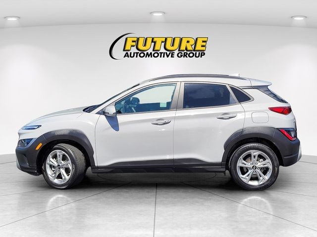 Used 2023 Silver Hyundai SEL image 8