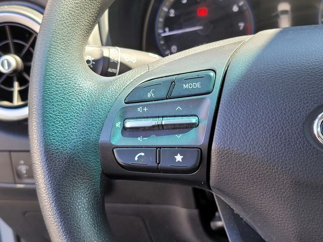 Used 2023 Silver Hyundai SEL image 21