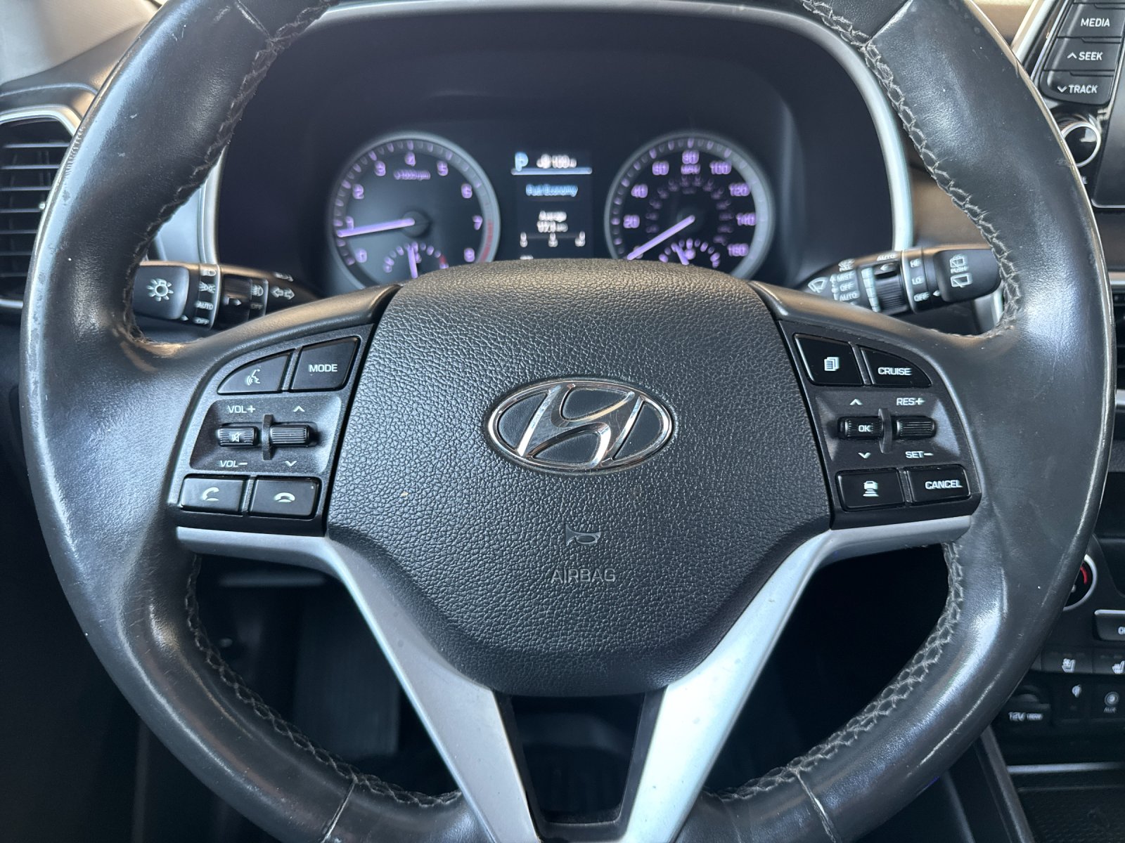 Used 2020 Silver Hyundai Ultimate image 23