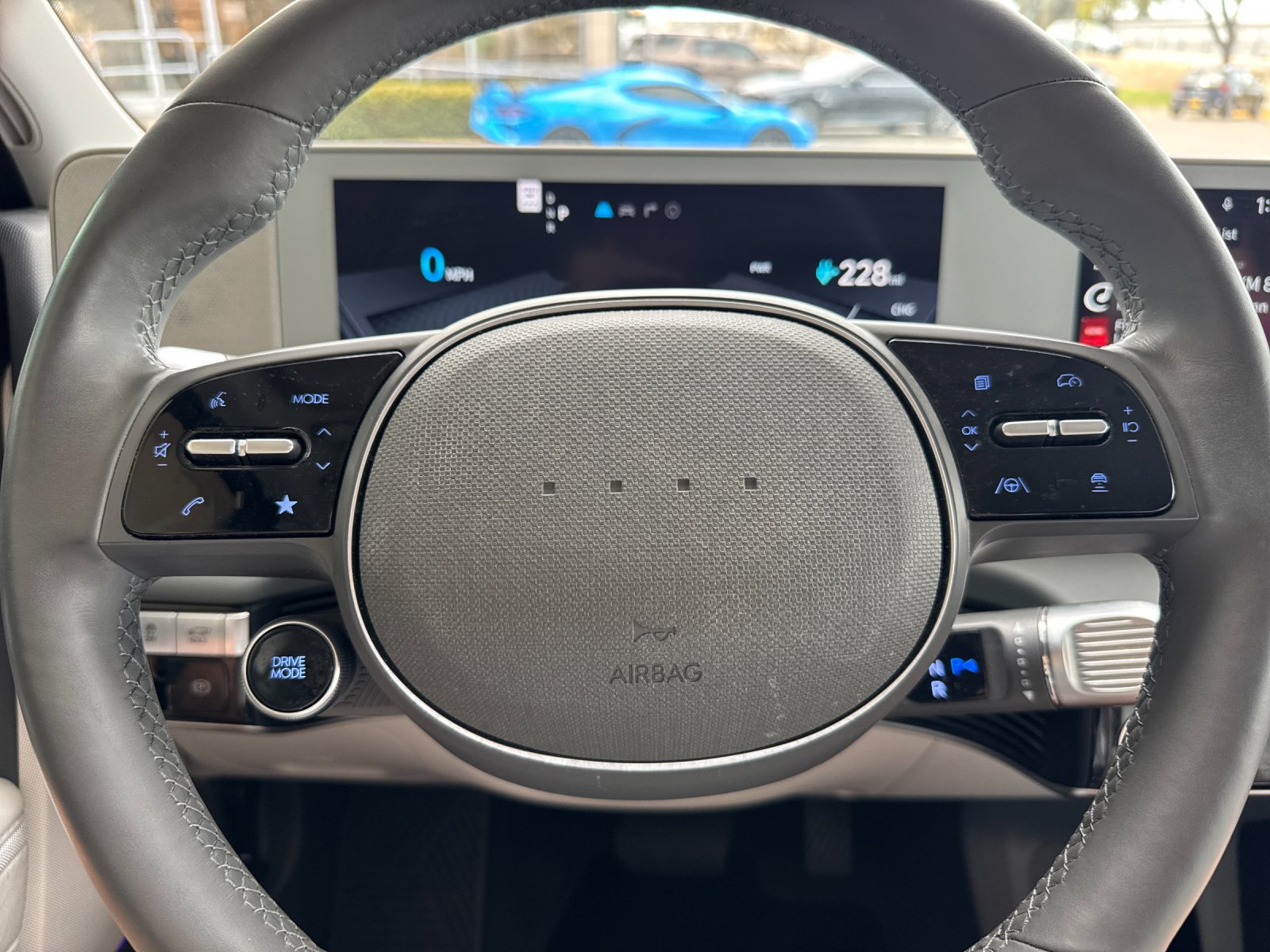 Used 2023 Gray Hyundai SEL image 23