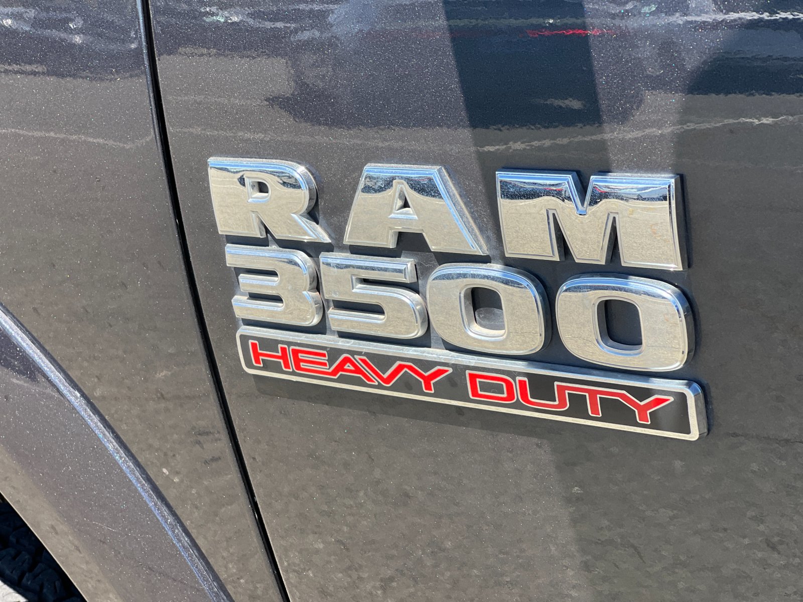 Used 2016 Gray Ram Laramie image 23