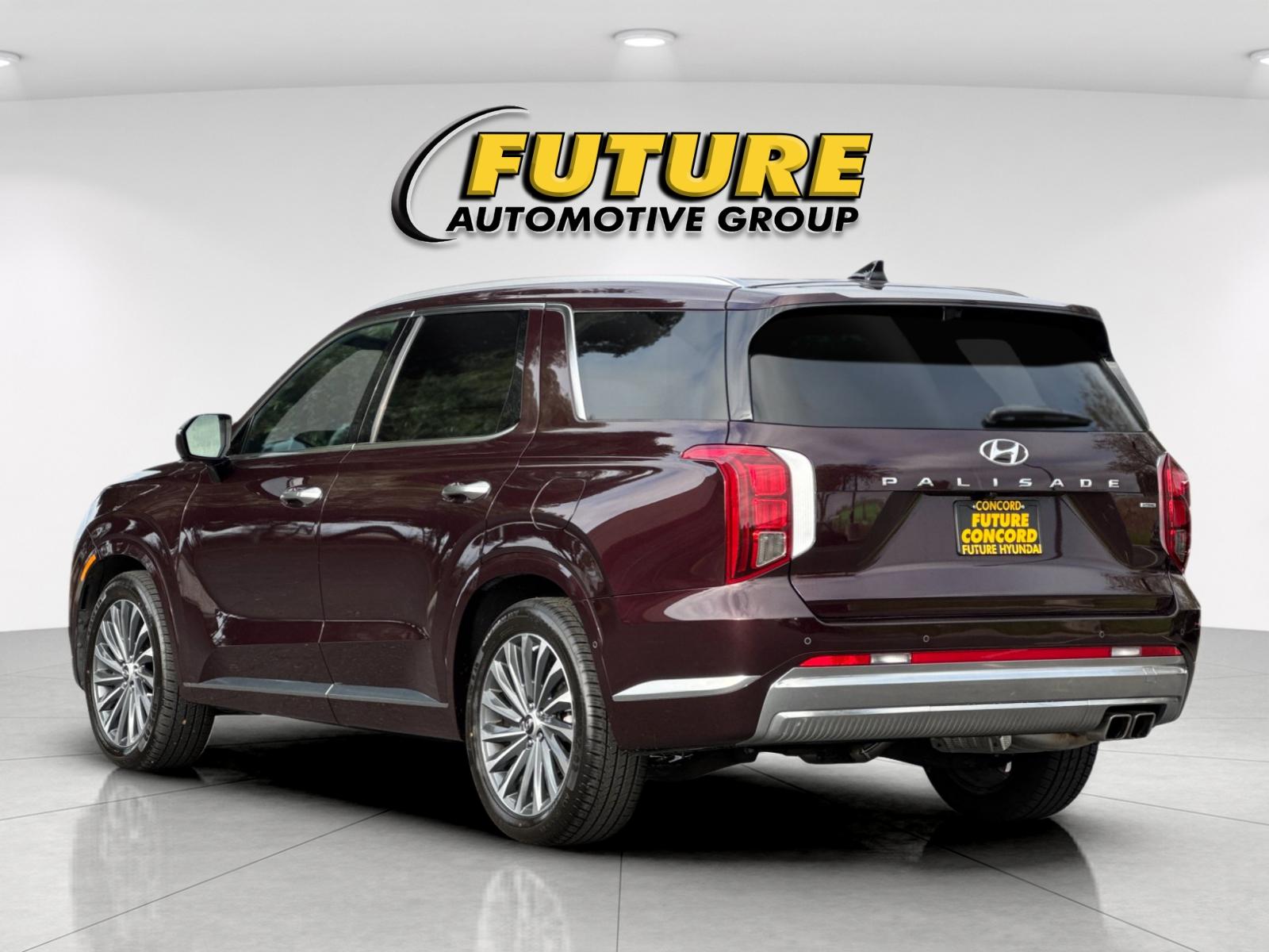 Certified Used 2024 Red Hyundai Calligraphy image 5
