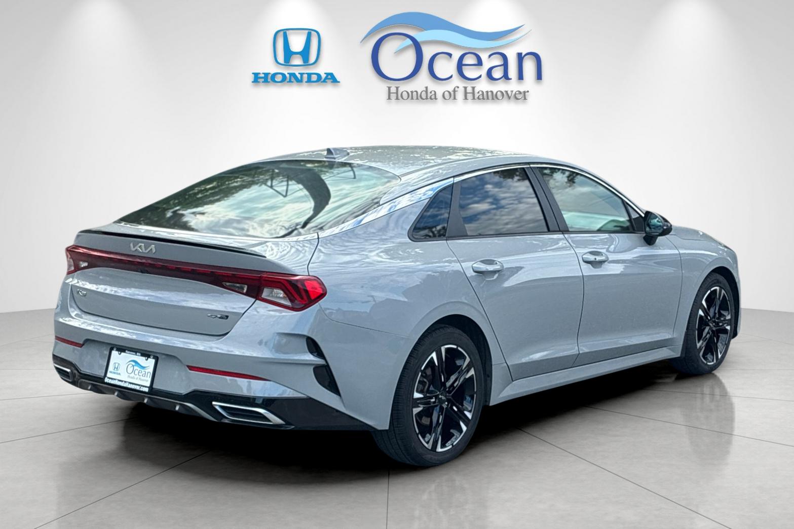 Used 2022 Wolf Gray Kia GT-Line image 3