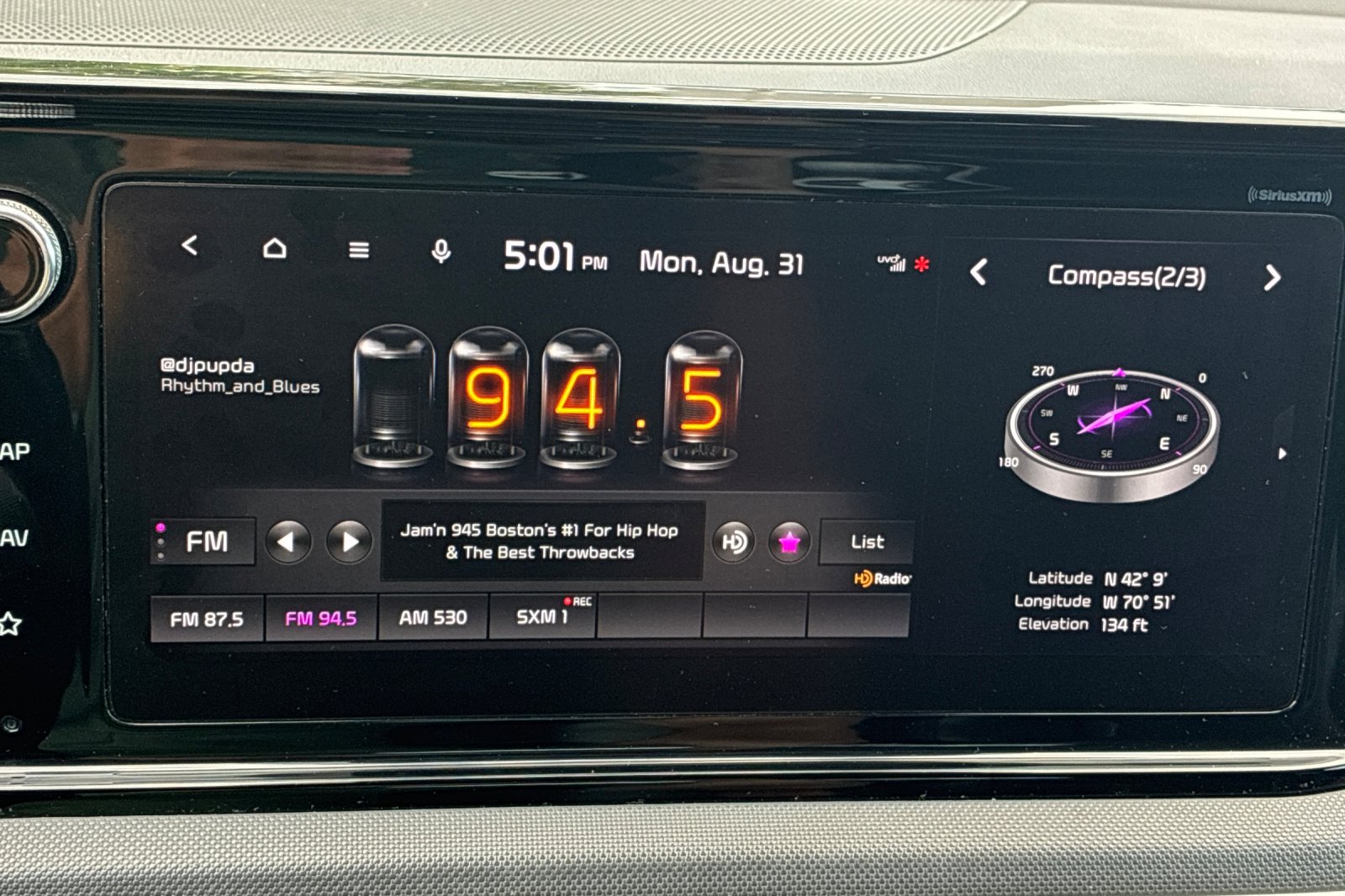Used 2022 Wolf Gray Kia GT-Line image 18