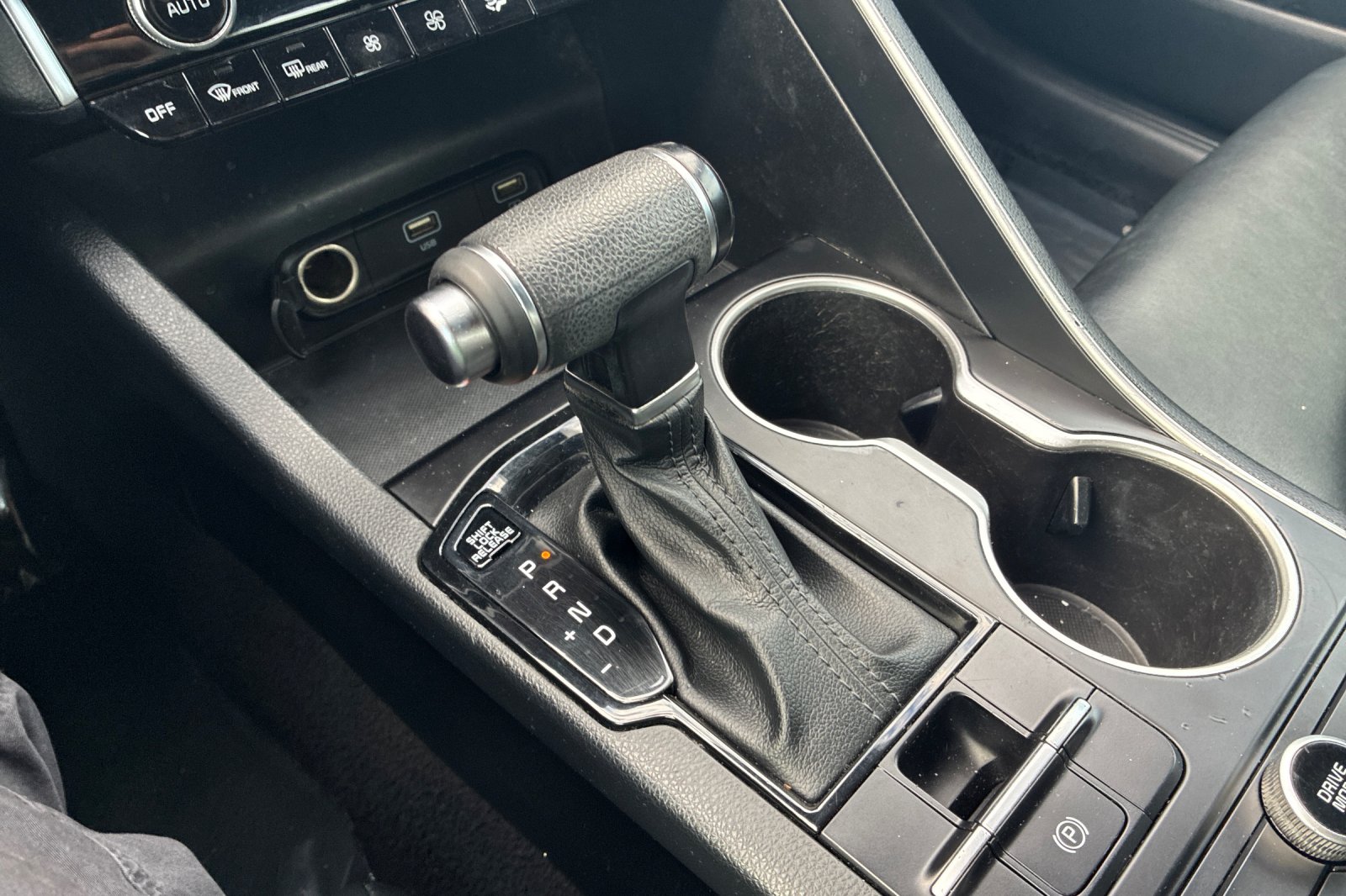 Used 2022 Wolf Gray Kia GT-Line image 22