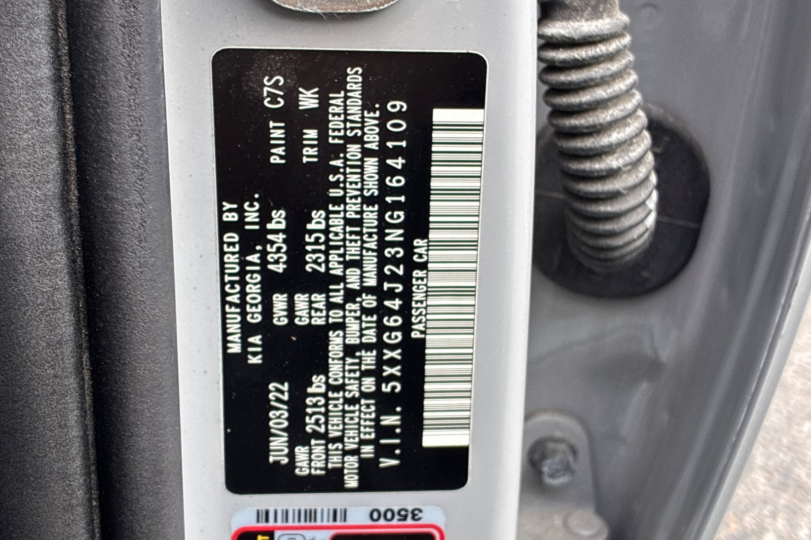 Used 2022 Wolf Gray Kia GT-Line image 27