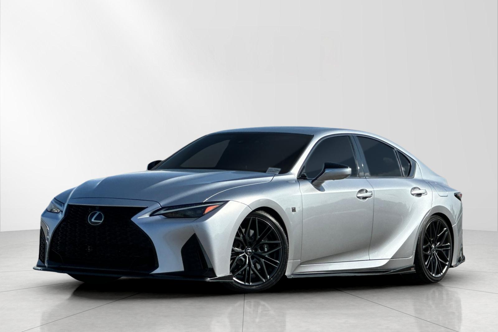 2023 Lexus IS
