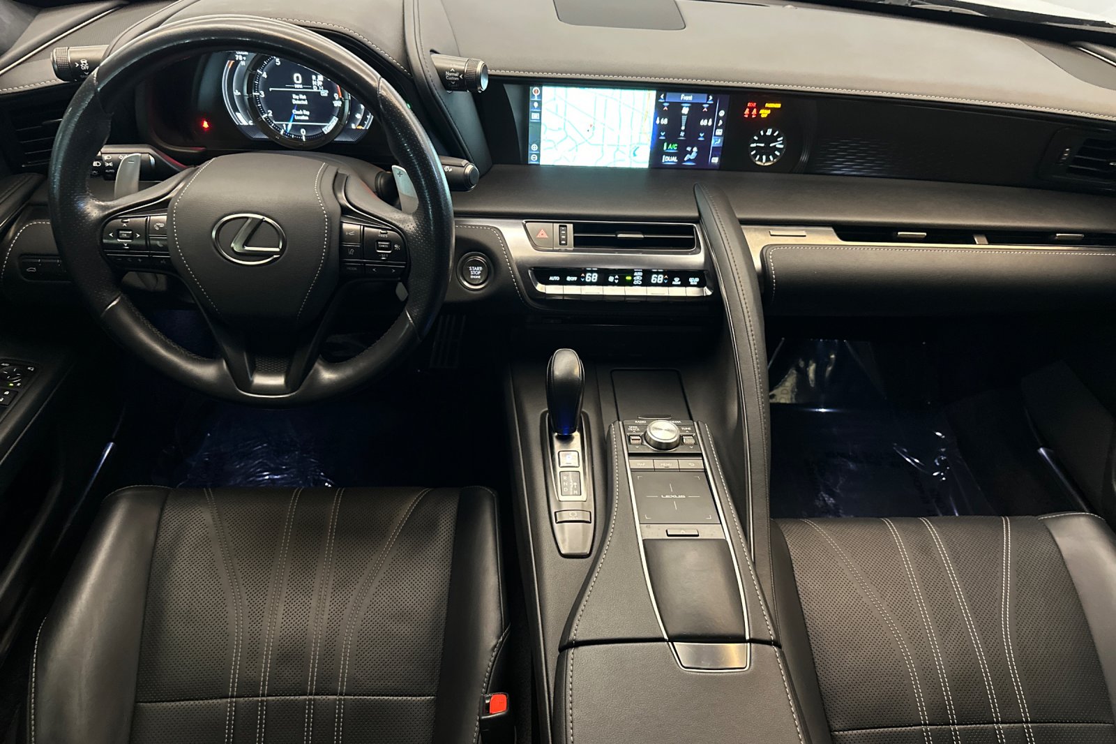 Used 2018  Lexus 500 image 13