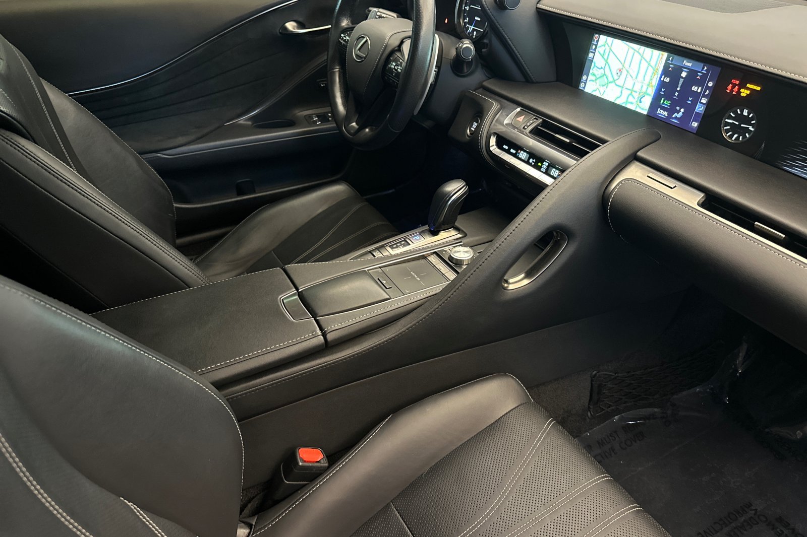 Used 2018  Lexus 500 image 15