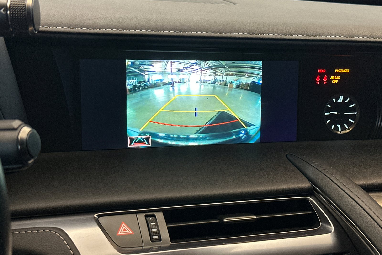 Used 2018  Lexus 500 image 19