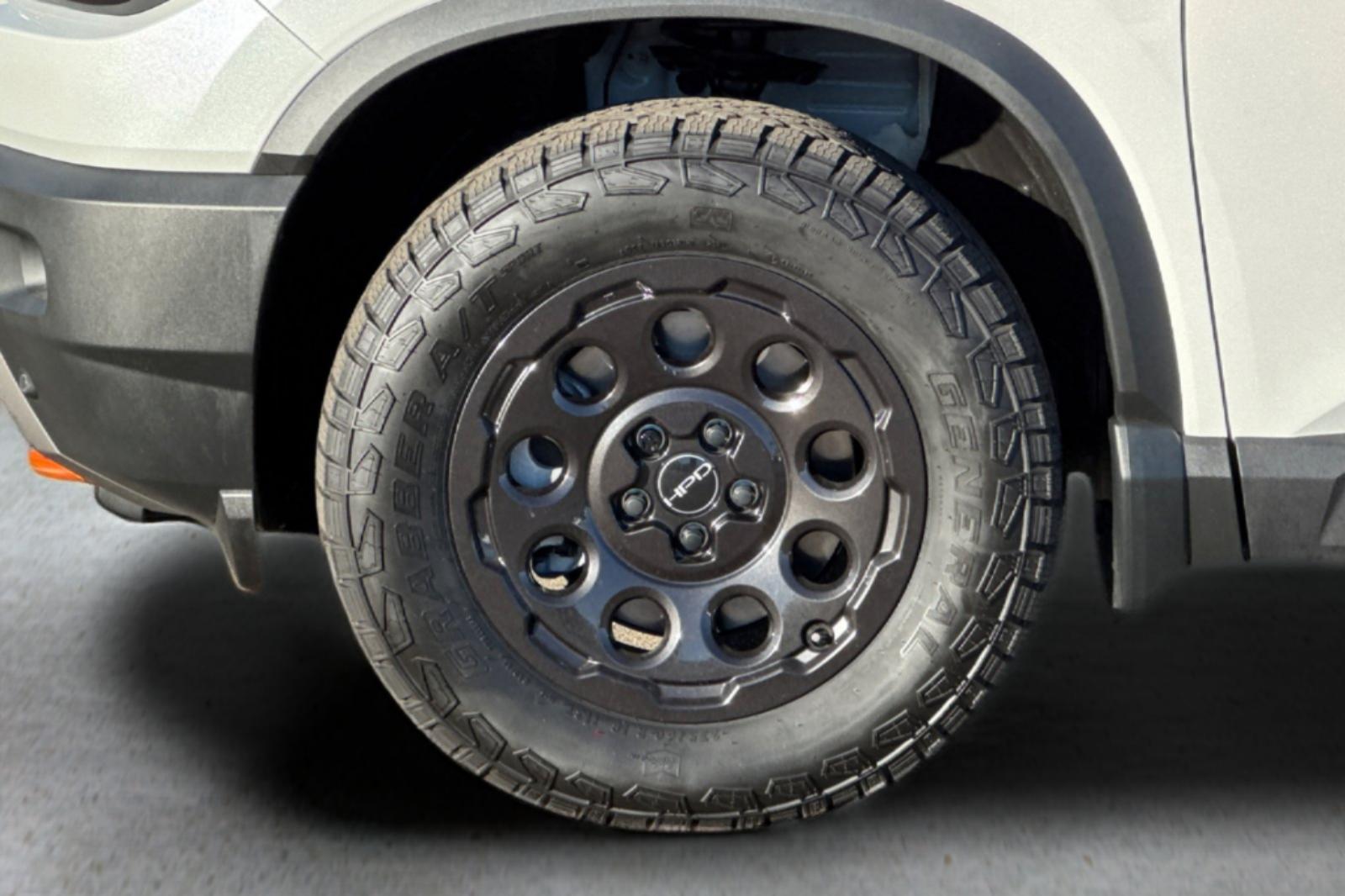 New 2026 Platinum White Pearl Honda TrailSport Blackout image 30