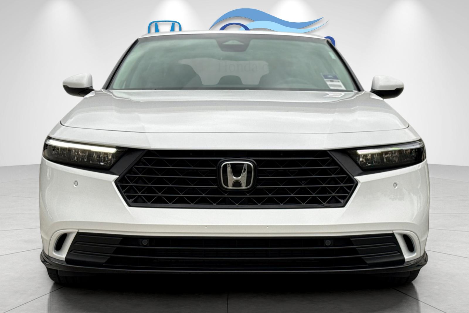 New 2026 Platinum White Pearl Honda EX-L image 8