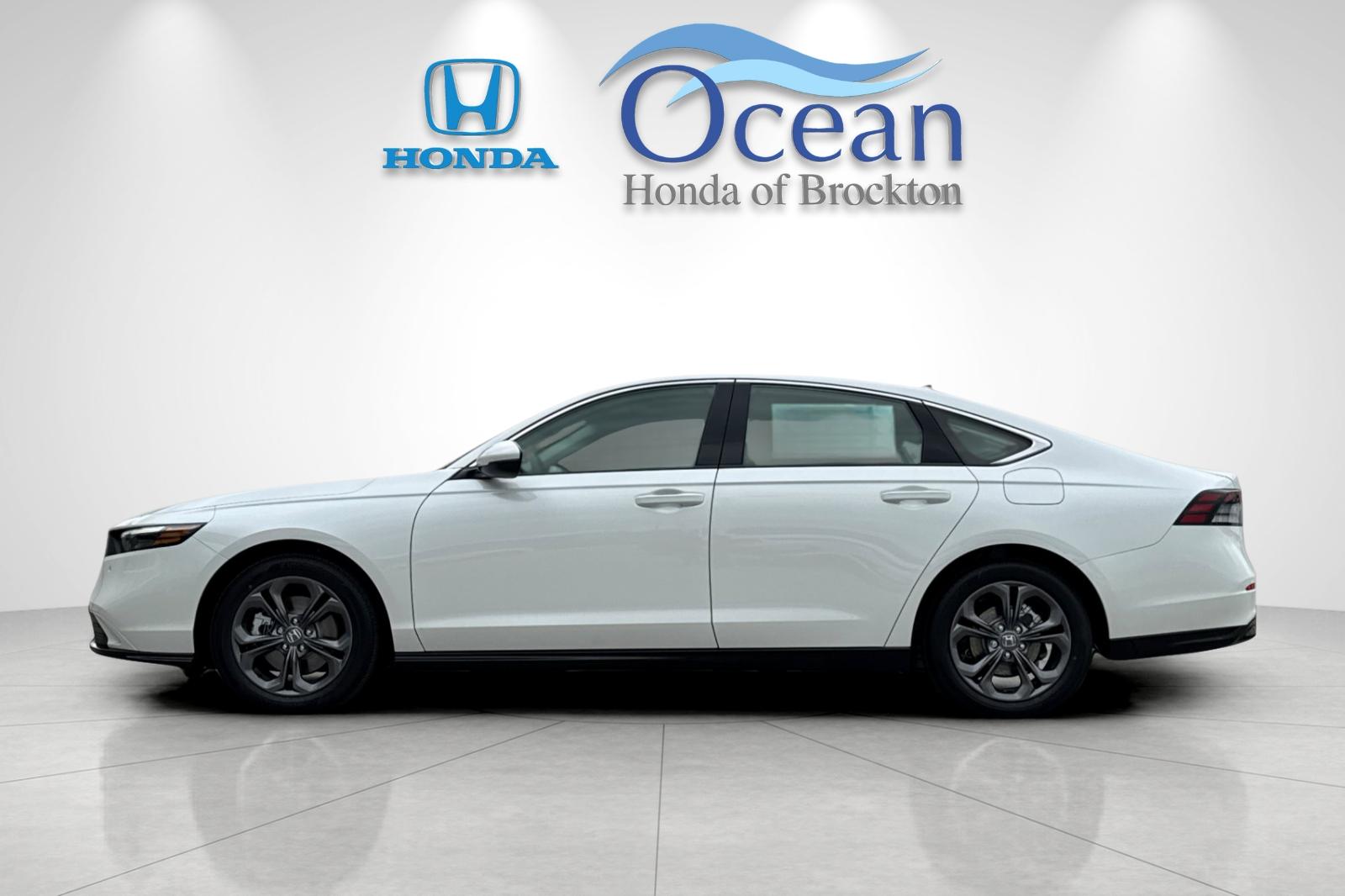 New 2026 Platinum White Pearl Honda EX-L image 2