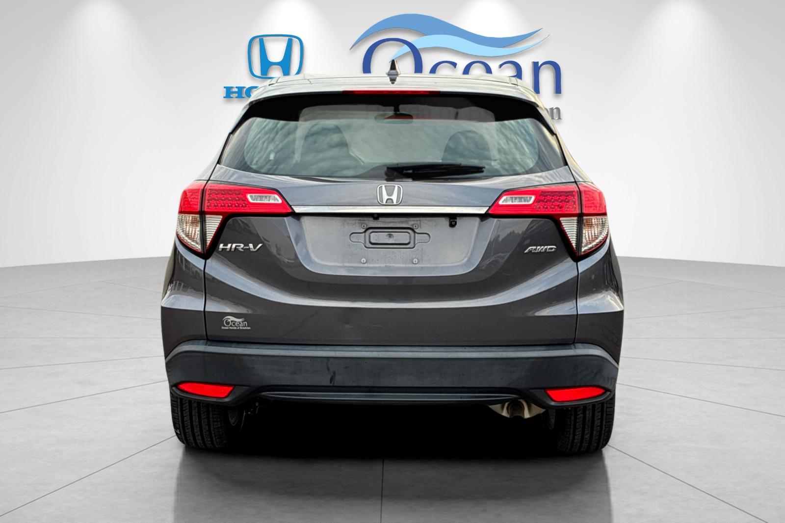 Used 2019 Modern Steel Metallic Honda LX image 4