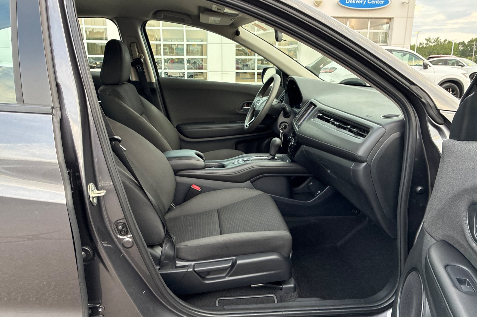 Used 2019 Modern Steel Metallic Honda LX image 21