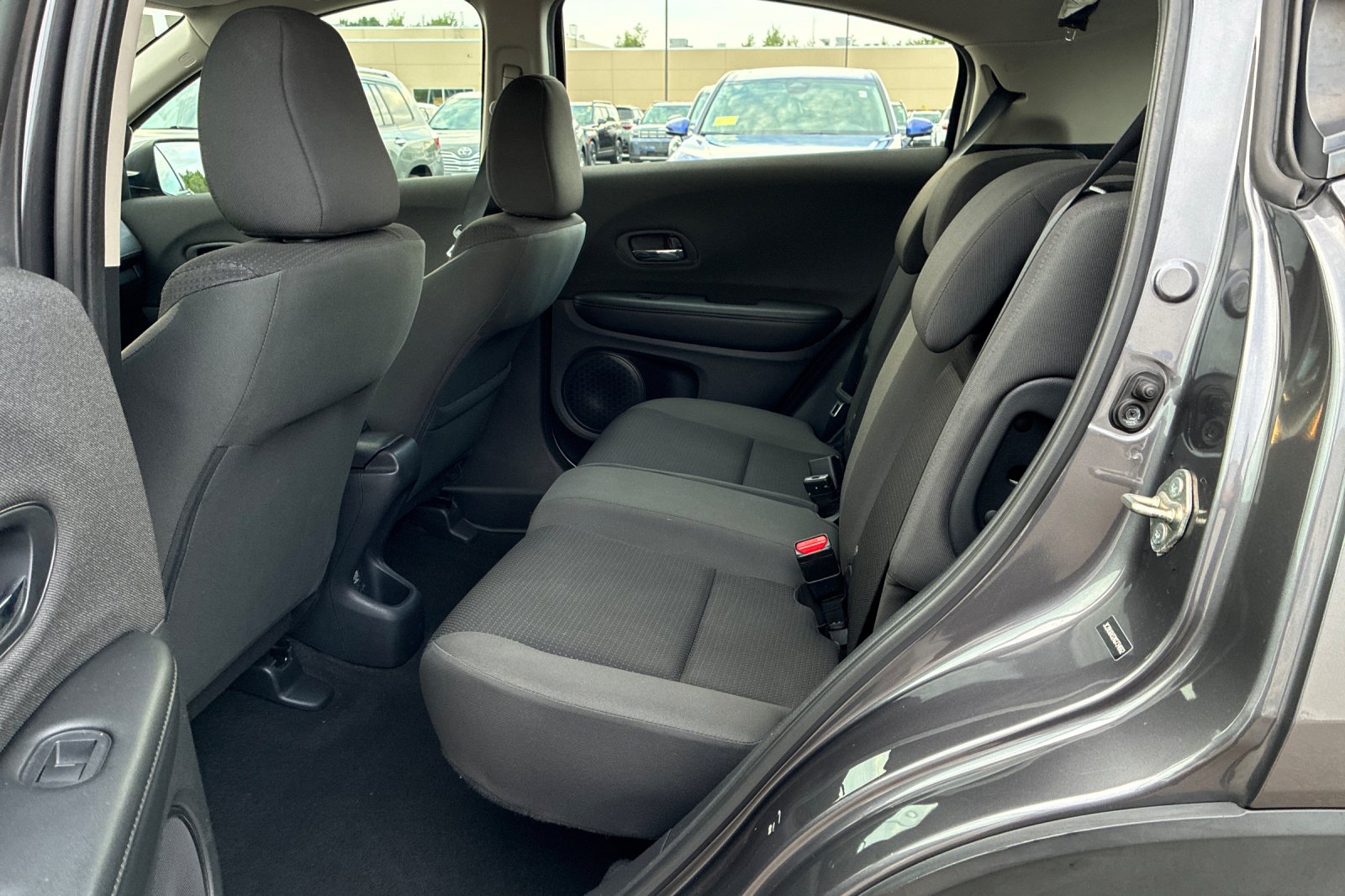 Used 2019 Modern Steel Metallic Honda LX image 15