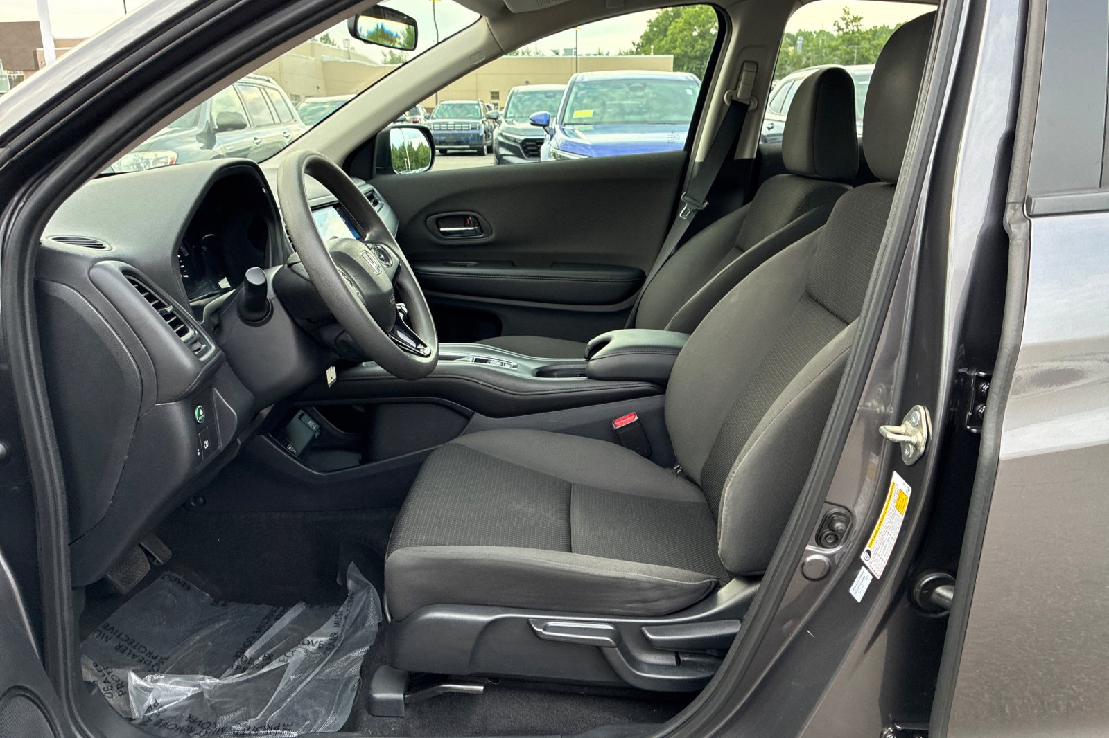 Used 2019 Modern Steel Metallic Honda LX image 11
