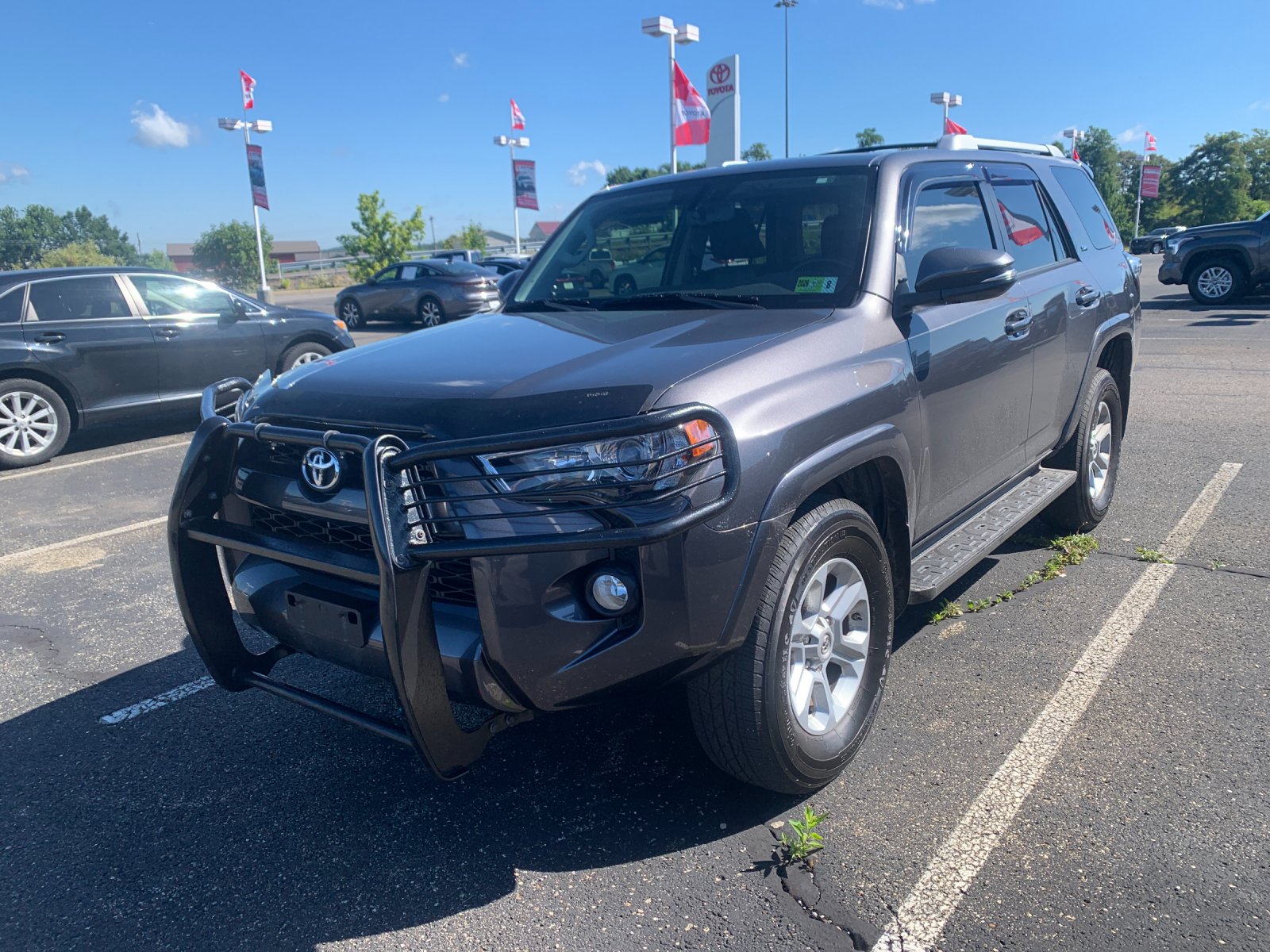 Used 2017 Gray Toyota SR5 Premium image 6