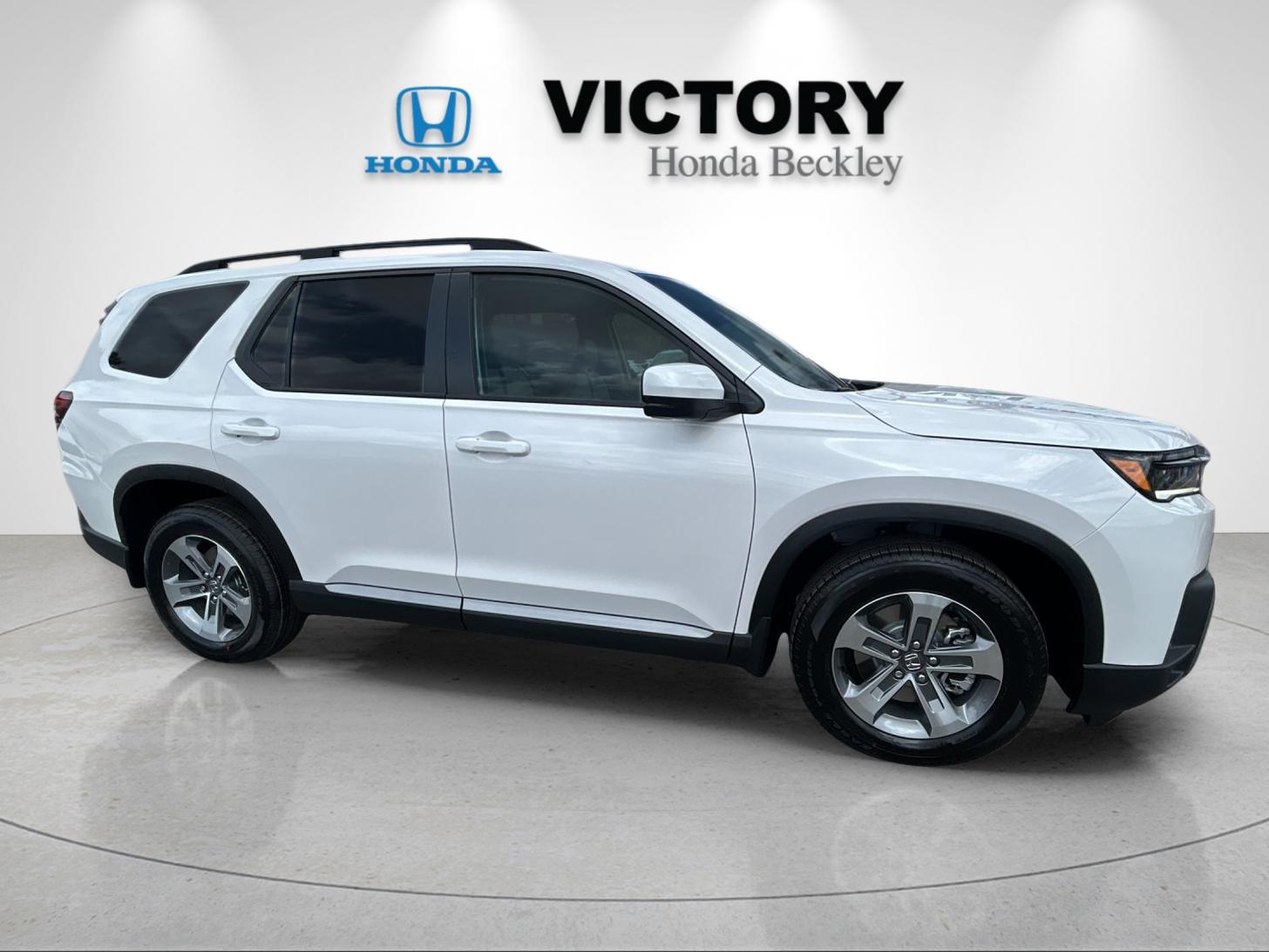 New 2026 Platinum White Pearl Honda AWD EX-L image 7