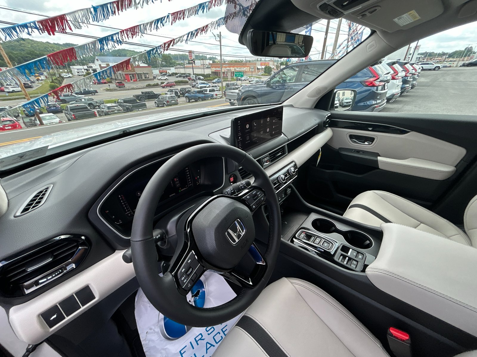 New 2026 Platinum White Pearl Honda AWD EX-L image 11