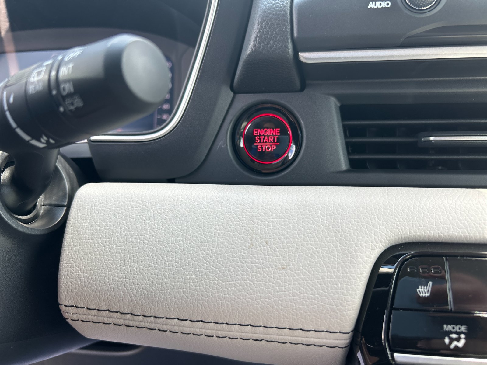 New 2026 Platinum White Pearl Honda AWD EX-L image 29
