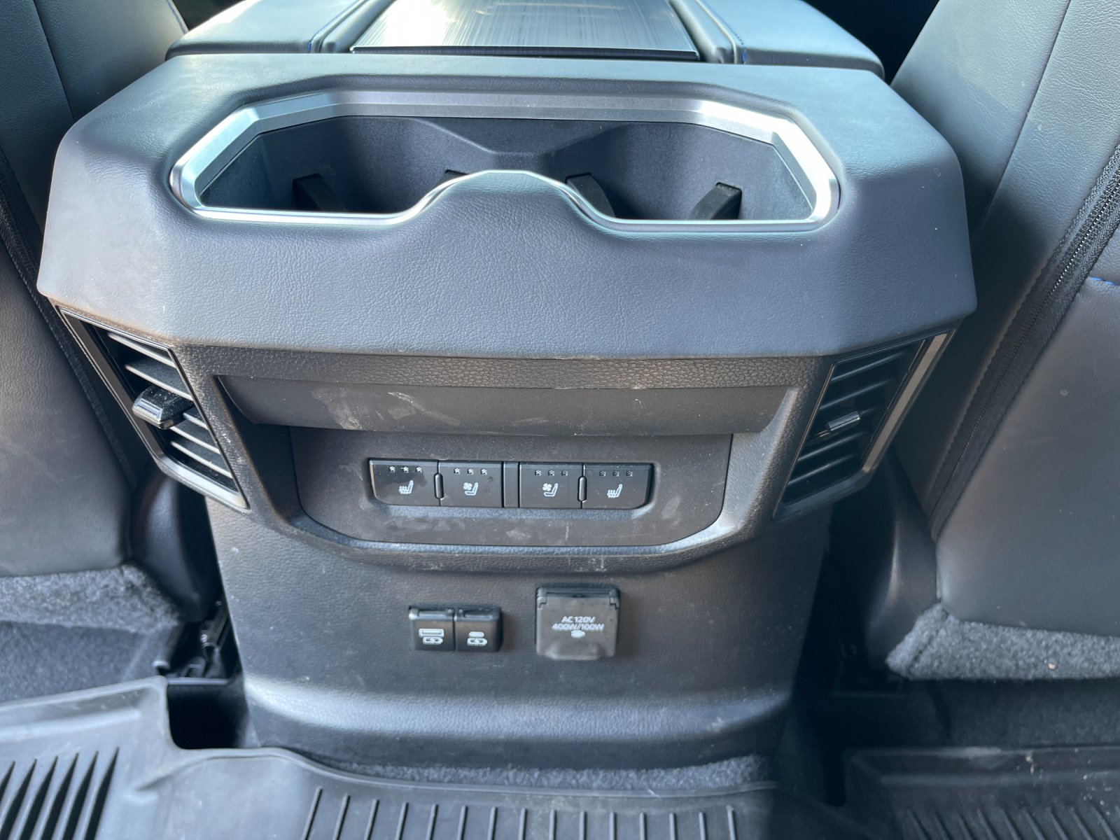Used 2024  Toyota Platinum image 14