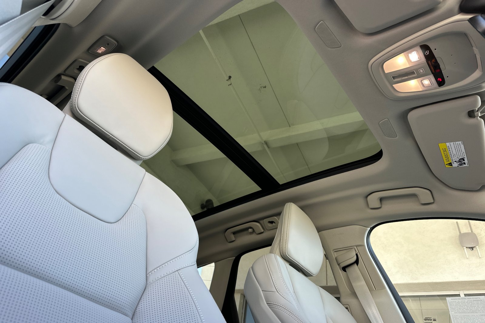 New 2026  Volvo T8 Ultra image 17