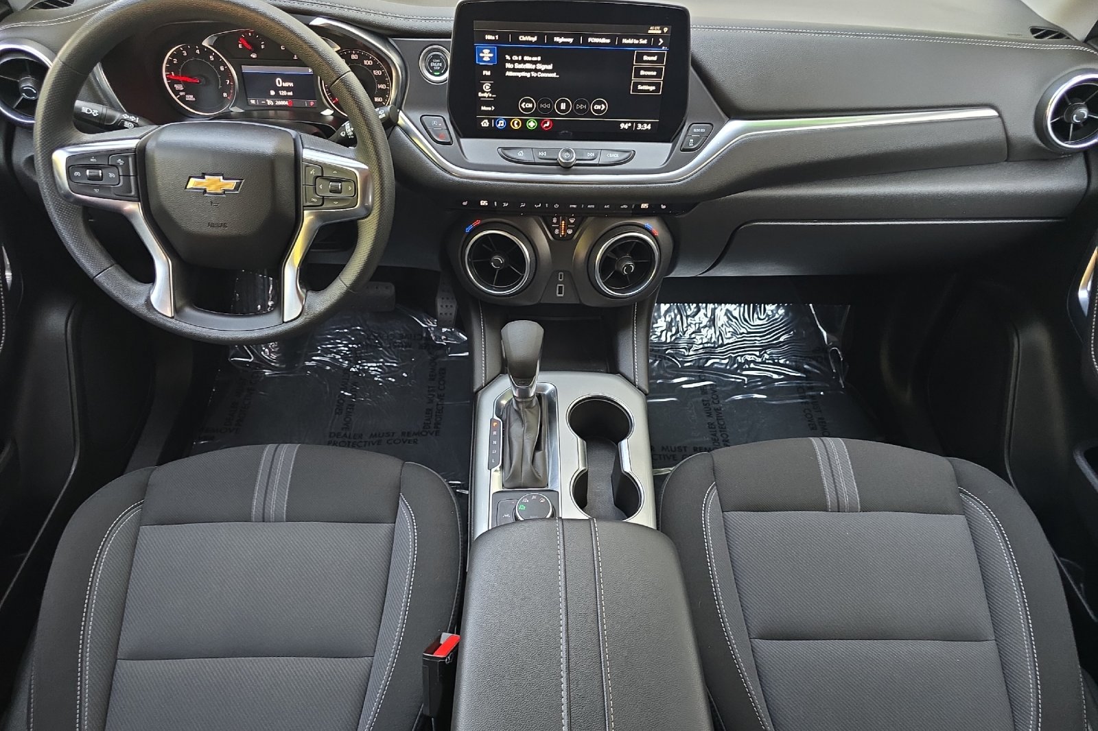 Used 2025 White Chevrolet LT image 13