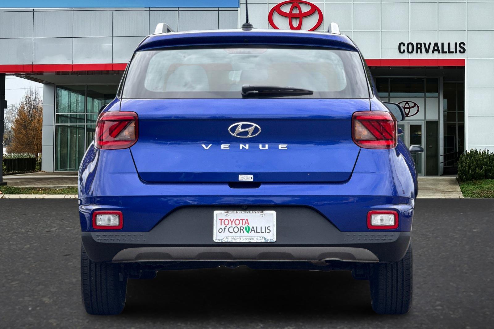 Used 2025 Blue Hyundai SEL image 5