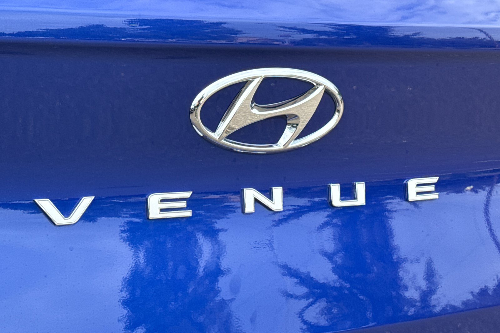 Used 2025 Blue Hyundai SEL image 27