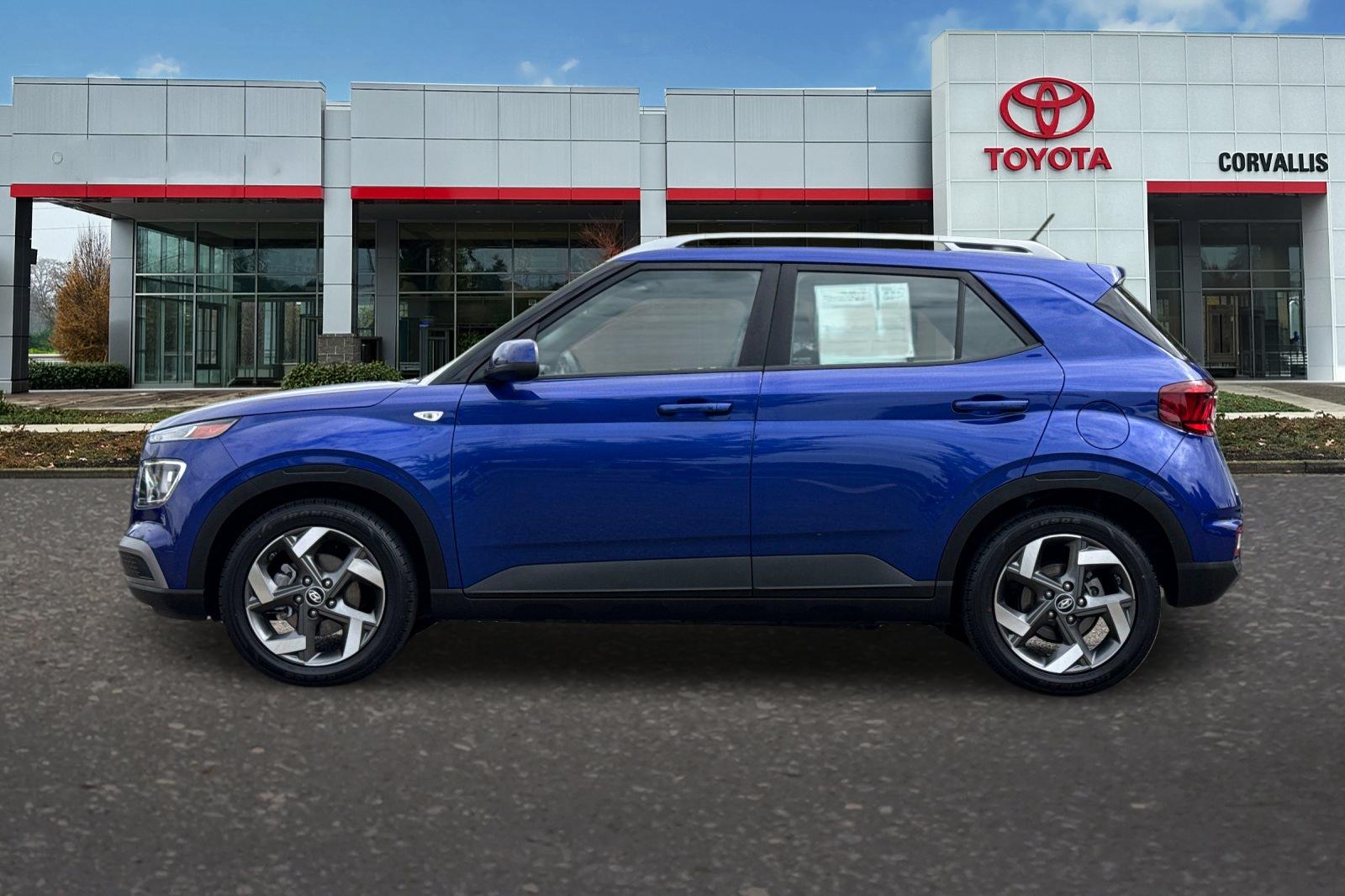 Used 2025 Blue Hyundai SEL image 7