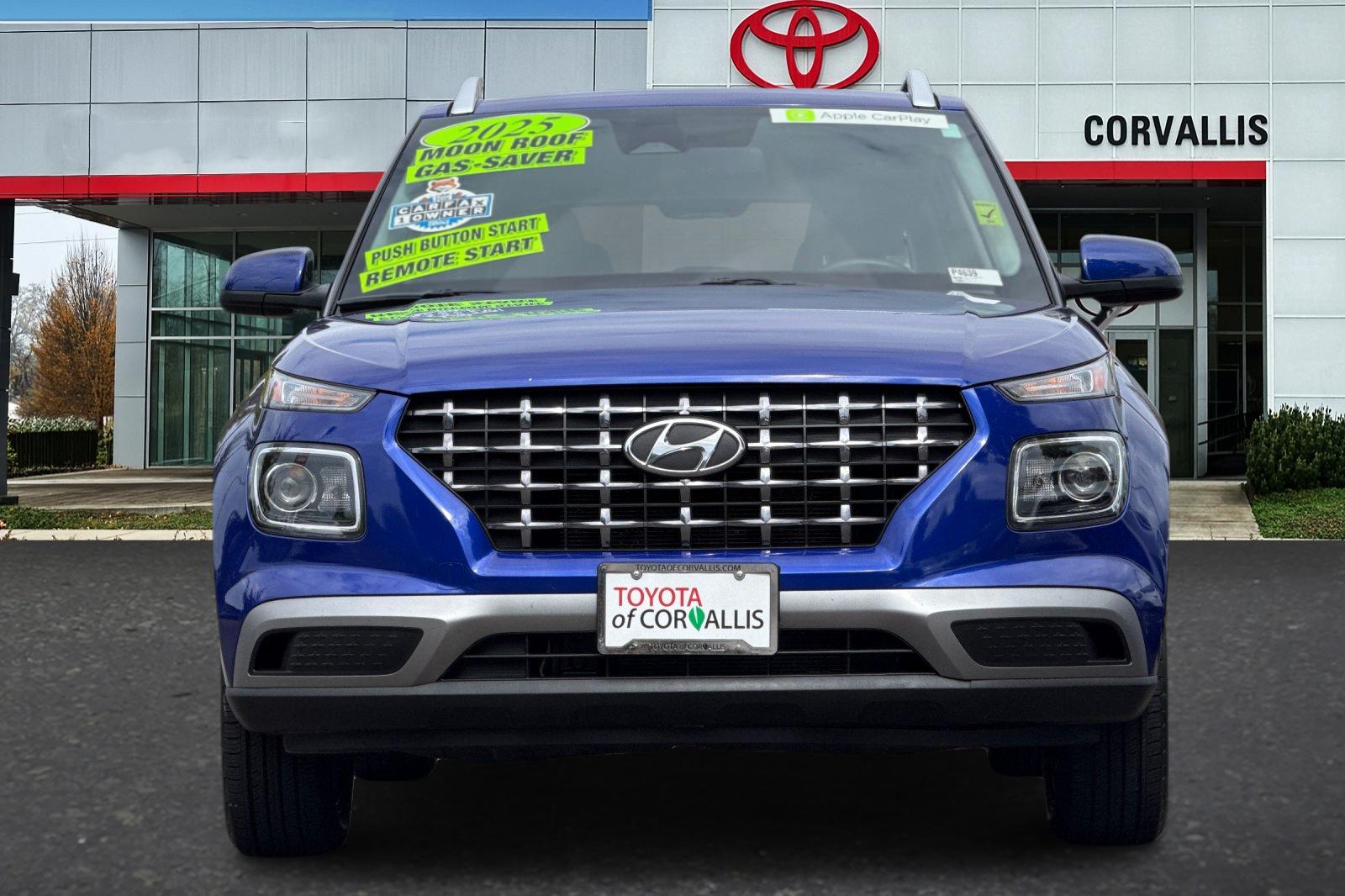 Used 2025 Blue Hyundai SEL image 9