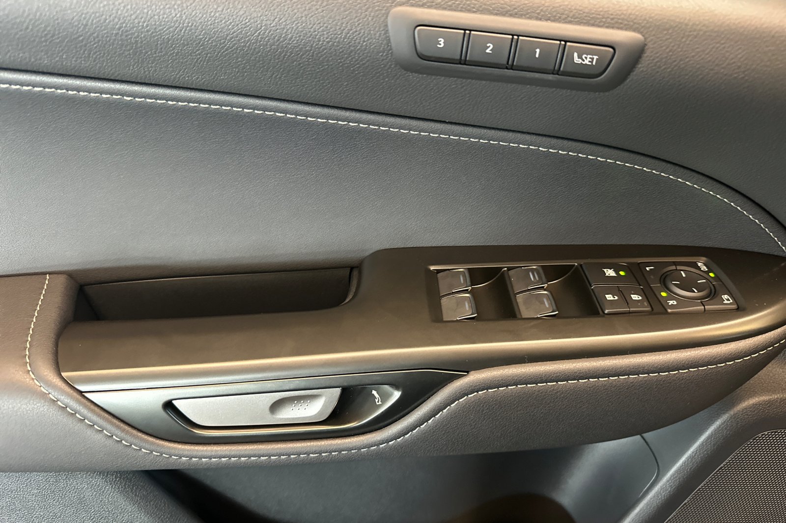 New 2026 Cloudburst Gray Lexus NX 450h+ LUXURY AWD image 11