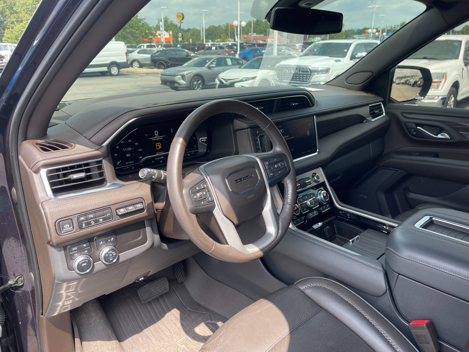 Used 2022 Blue GMC Denali image 11